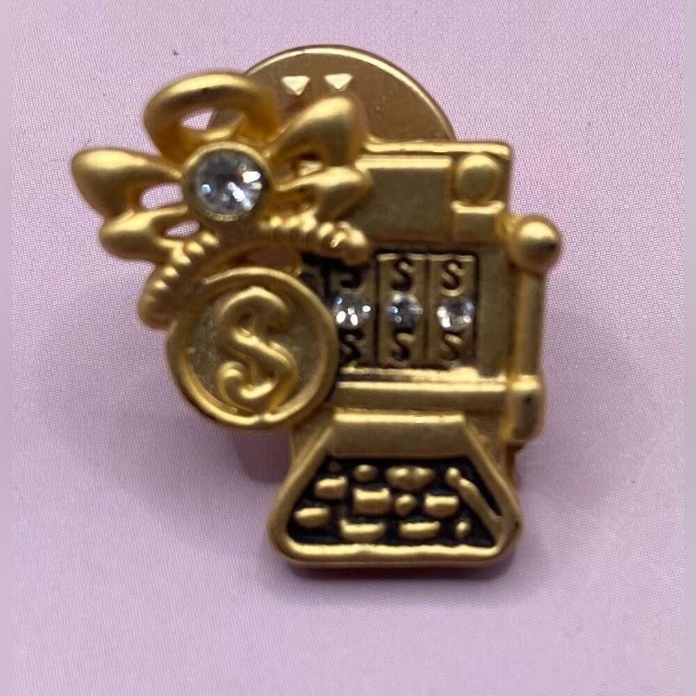 Lapel Pin Gold Tone Rhinestone Casino Las Vegas Games Tie Tack